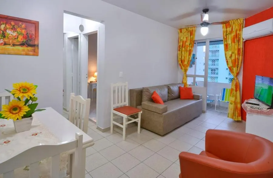 Apto No Centro, Com Otima Localizacao Balneário Camboriú شقة